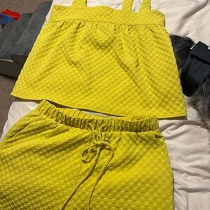 Gilli Yellow Textured Top and Shorts Set